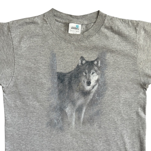 Vintage 90s Wolf Print Single Stitch Made In USA - Picture 2 of 8